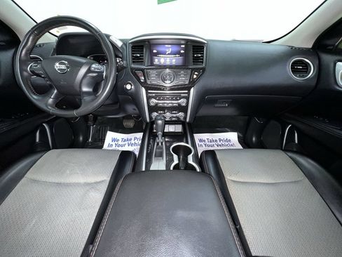 Used 2020 Nissan Pathfinder SV w/ Rock Creek Edition FWD image 18