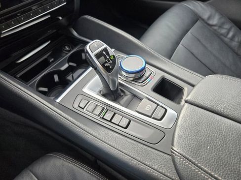 Used 2019 BMW X6 xDrive35i w/ Premium Package image 32