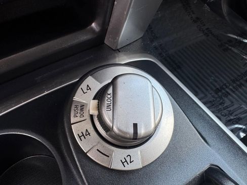 Used 2014 Toyota 4Runner SR5 image 20