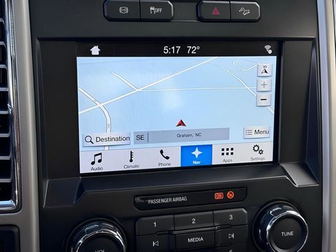 Used 2017 Ford F250 Lariat w/ Chrome Package image 28