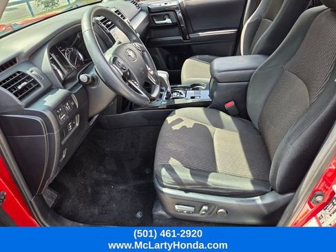 Used 2022 Toyota 4Runner TRD Off-Road AWD/4WD image 9
