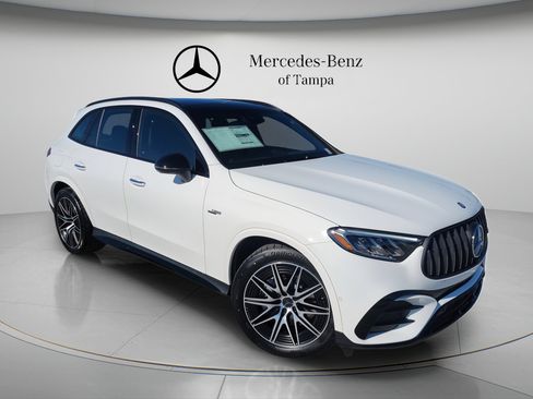 Used 2026 Mercedes-Benz GLC 43 AMG 4MATIC image 3