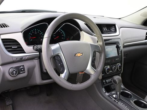 Used 2015 Chevrolet Traverse LT AWD/4WD image 11