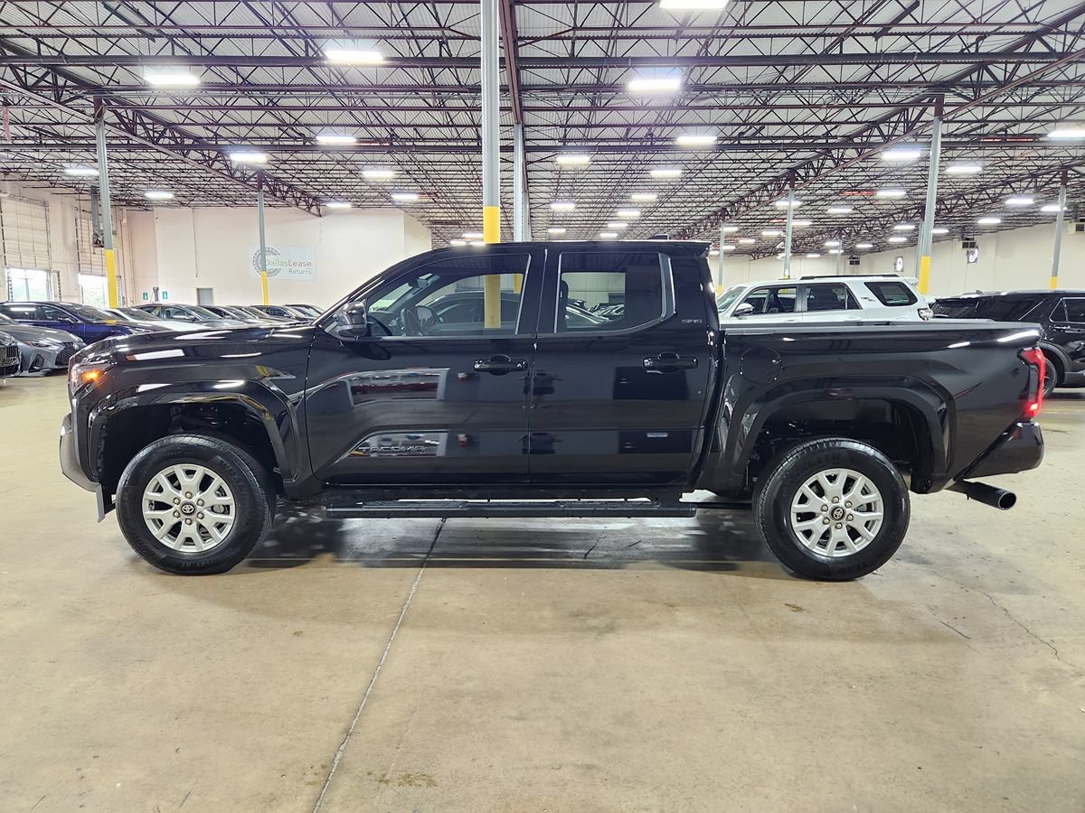 Used 2025 Toyota Tacoma SR5 RWD image 7