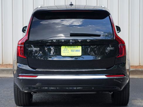 Used 2025 Volvo XC90 B5 Ultra w/ Protection Package Premier AWD/4WD image 57
