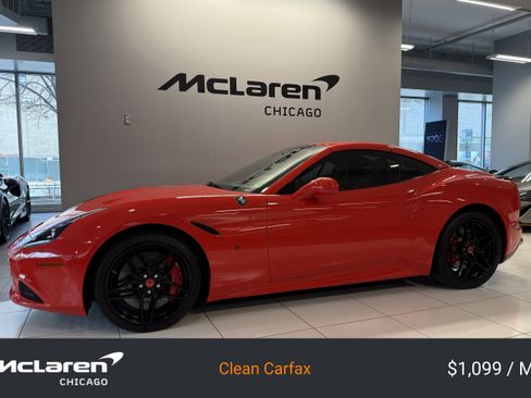 Used 2016 Ferrari California T image 23