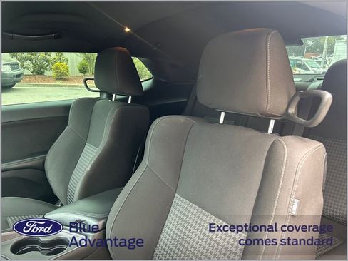 Used 2020 Dodge Challenger R/T RWD image 11
