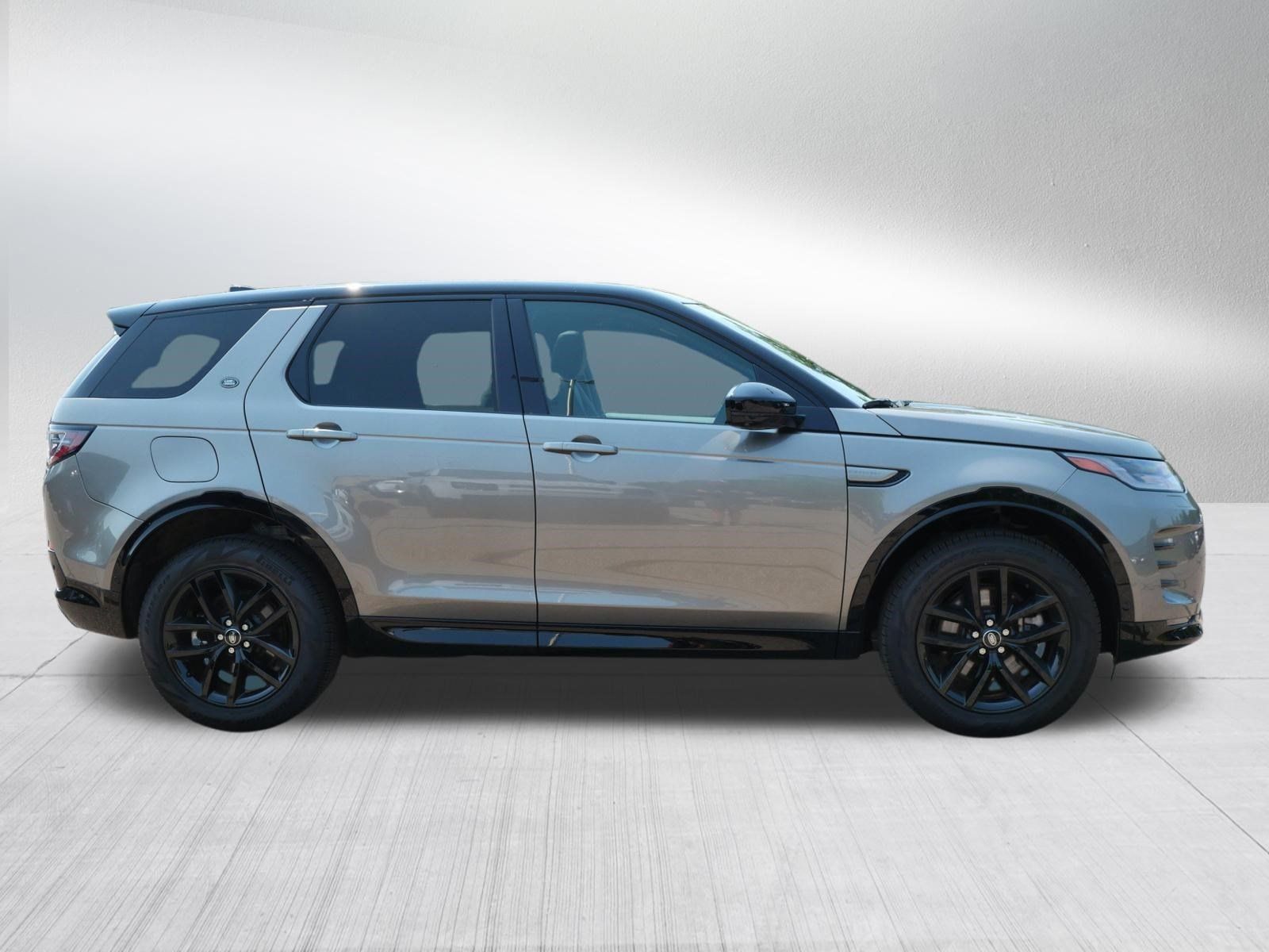 Certified 2024 Land Rover Discovery Sport Dynamic SE AWD/4WD image 6