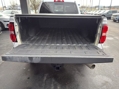Used 2019 GMC Sierra 3500 Denali image 7