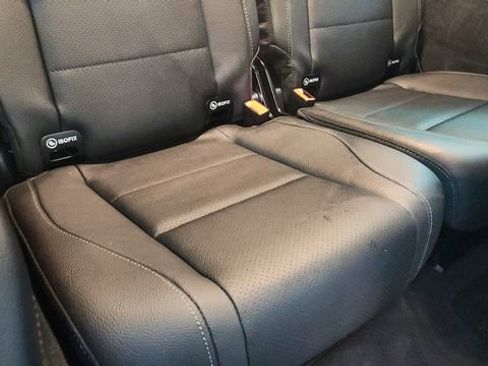 Used 2025 Mercedes-Benz GLS 450 4MATIC image 33