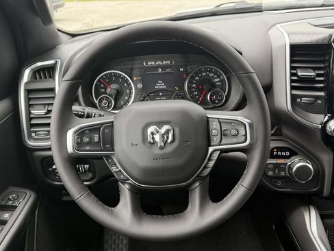 New 2026 RAM 1500 4x4 Crew Cab image 17