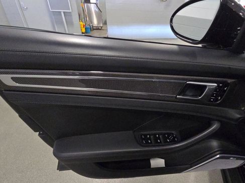 Used 2017 Porsche Panamera Turbo w/ Sport Package image 10