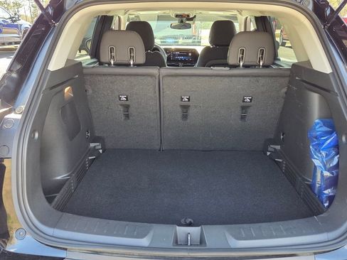 Used 2026 Chevrolet TrailBlazer LT w/ Driver Confidence Package image 11