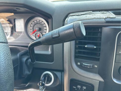 Used 2013 RAM 1500 Express image 17