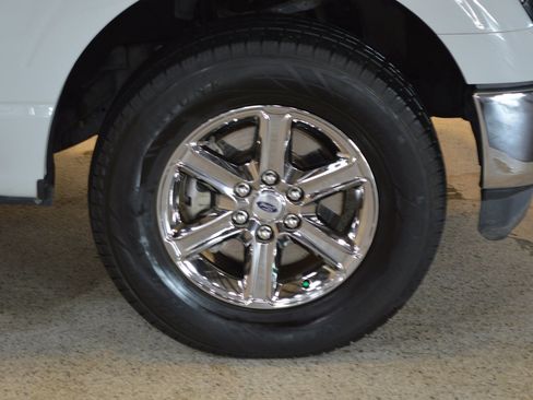 Used 2024 Ford F150 XLT image 9