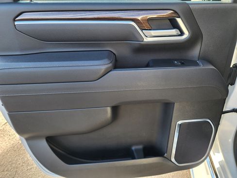 Used 2025 Chevrolet Silverado 2500 LT w/ Safety Package image 18