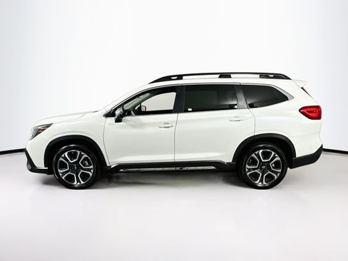 Used 2023 Subaru Ascent Limited w/ Technology Package AWD/4WD image 8