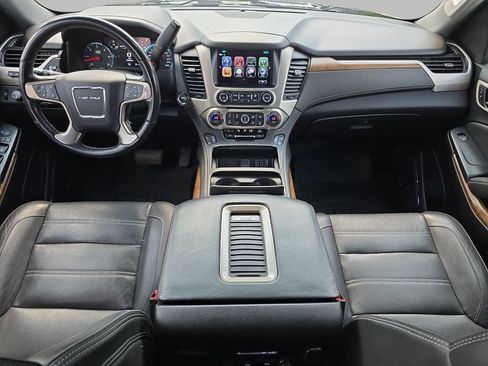 Certified 2020 GMC Yukon Denali w/ Denali Premium Package AWD/4WD image 11