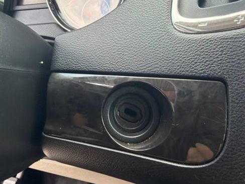 Used 2014 Dodge Grand Caravan SXT FWD image 18