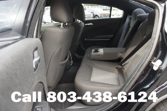 Used 2023 Dodge Charger SXT RWD image 9