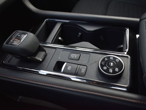 Used 2023 Nissan Pathfinder Rock Creek image 30