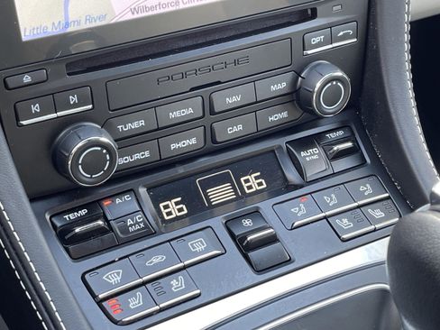 Used 2023 Porsche 718 Boxster Base image 22