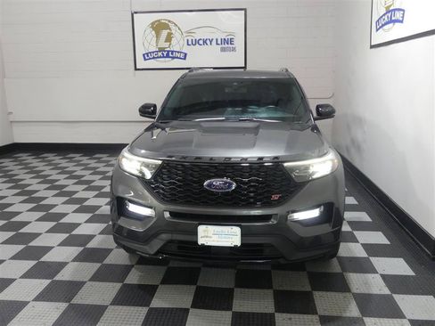 Used 2020 Ford Explorer ST w/ Premium Technology Package AWD/4WD image 3