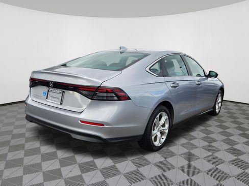Certified 2023 Honda Accord LX image 4