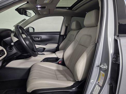Used 2024 Honda HR-V EX-L image 8