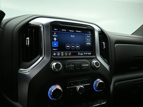 Used 2020 GMC Sierra 1500 SLT w/ SLT Premium Plus Package image 15