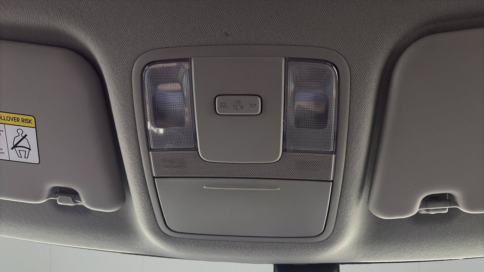 Used 2025 Kia Soul LX w/ LX Technology Package FWD image 21