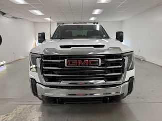 New 2026 GMC Sierra 3500 SLE w/ SLE Convenience Package video 2