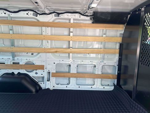 Used 2025 Ford Transit 250 Low Roof w/ Exterior Upgrade Package RWD image 34