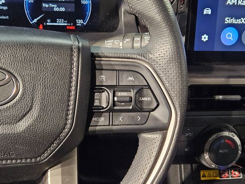 Certified 2025 Toyota 4Runner TRD Off-Road Premium w/ Tow Technology Package image 28