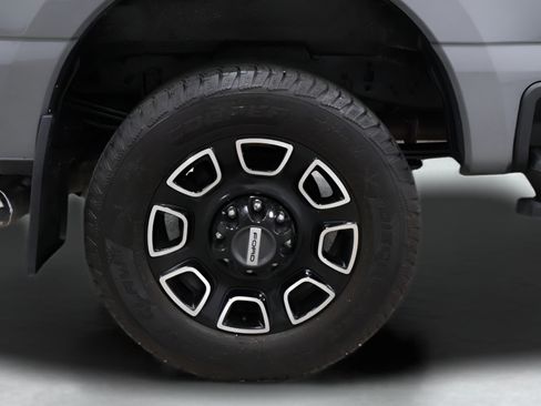 Used 2024 Ford F250 Platinum AWD/4WD image 39
