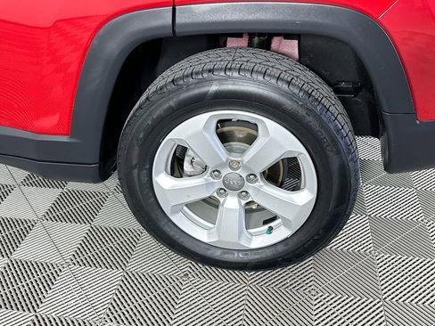 Certified 2019 Jeep Compass Latitude w/ Cold Weather Group image 37