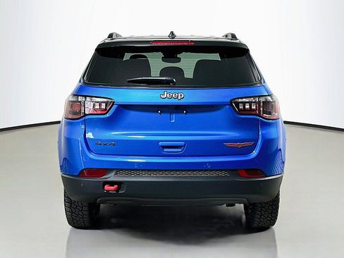 Used 2026 Jeep Compass Trailhawk AWD/4WD image 6