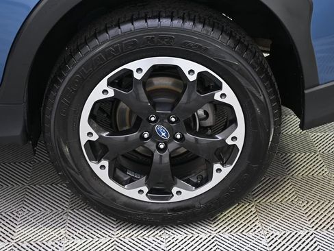 Certified 2023 Subaru Crosstrek 2.0i Premium AWD/4WD image 18