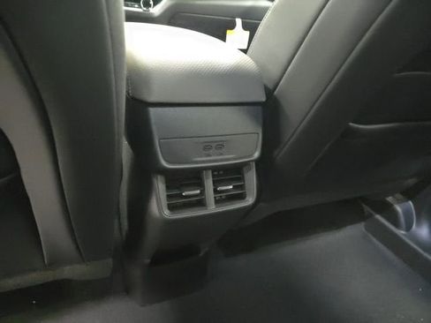 New 2026 Chevrolet Equinox LT w/ Convenience Package II AWD/4WD image 23