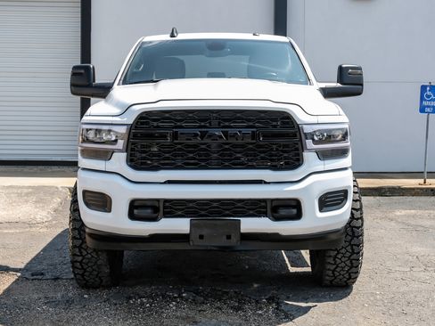 Used 2023 RAM 2500 Big Horn w/ Cold Weather Group AWD/4WD image 4