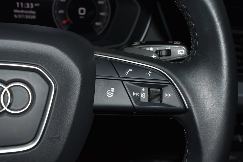 Used 2025 Audi Q5 2.0T Premium AWD/4WD image 11