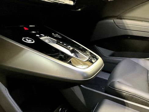 New 2026 Audi Q4 e-tron Premium Plus image 7