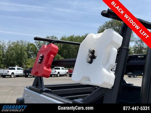 Used 2022 Jeep Gladiator Sport image 24