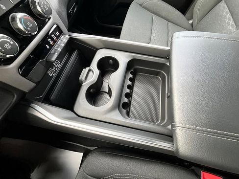 New 2026 RAM 1500 4x4 Crew Cab image 28