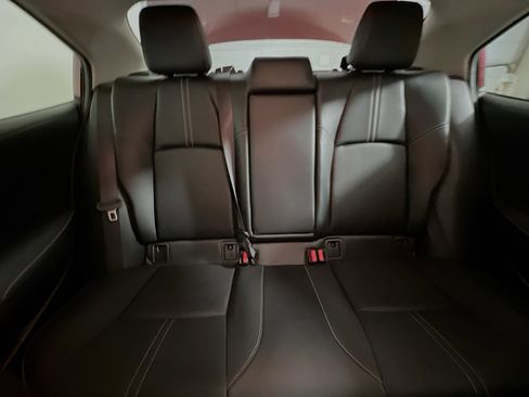 Used 2022 Toyota Corolla LE w/ Premium Interior Package image 33