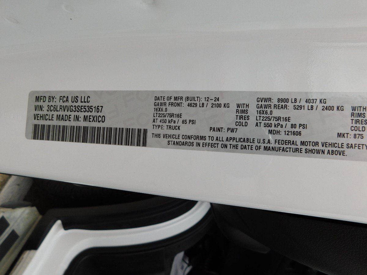 Used 2025 RAM ProMaster 2500 w/ U-Haul Equipment Group FWD image 18