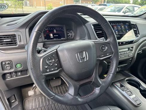 Used 2023 Honda Passport TrailSport image 21