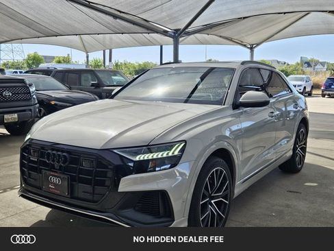 Used 2023 Audi Q8 Prestige AWD/4WD image 1