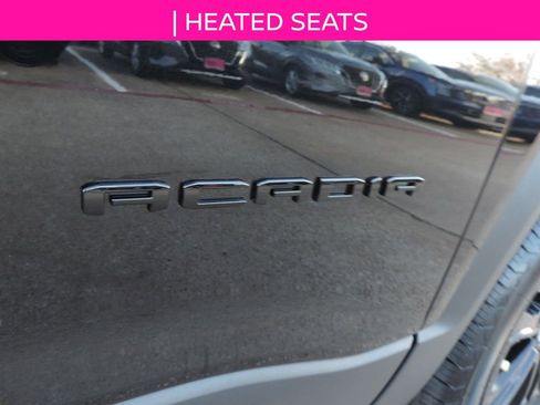 Used 2023 GMC Acadia SLE w/ Driver Convenience Package image 13