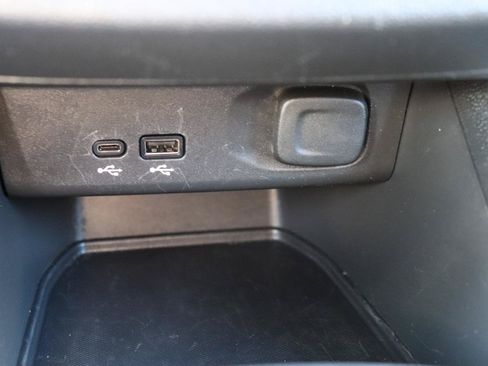 Used 2026 Buick Envista Preferred FWD image 33